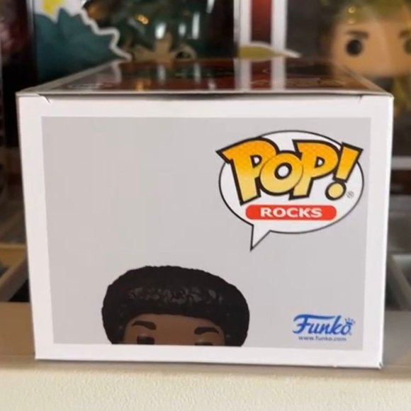 Funko POP! Rocks Snoop Dogg Rap Figure #300! - Picture 6 of 7
